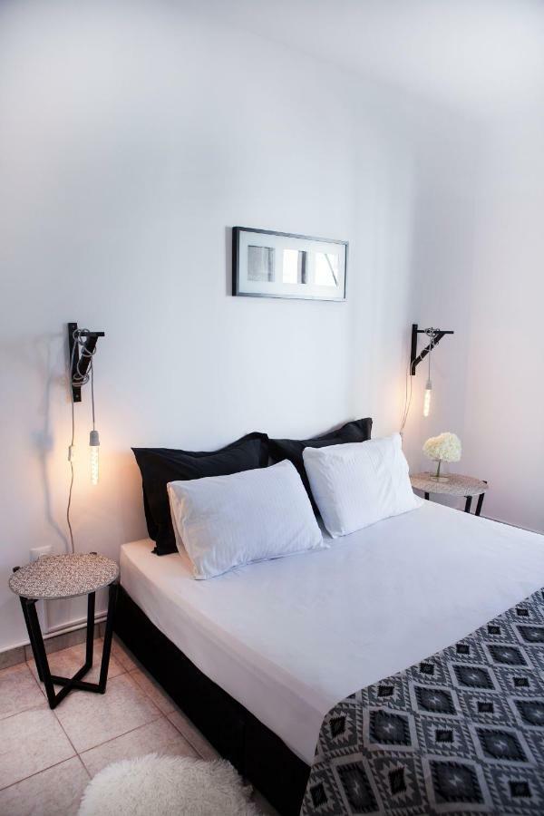 Located Executive In Maroussi.